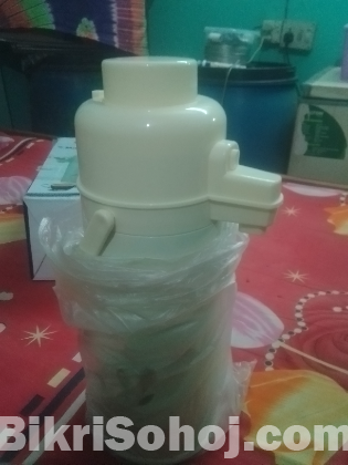 Macro flask